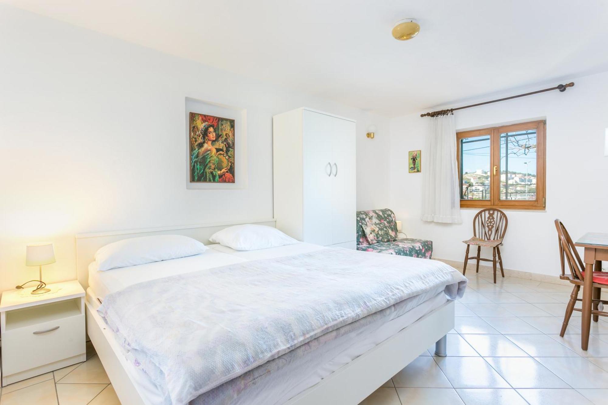 Seaside Apartments With A Swimming Pool Okrug Gornji, Ciovo - 11374 特罗吉尔 客房 照片
