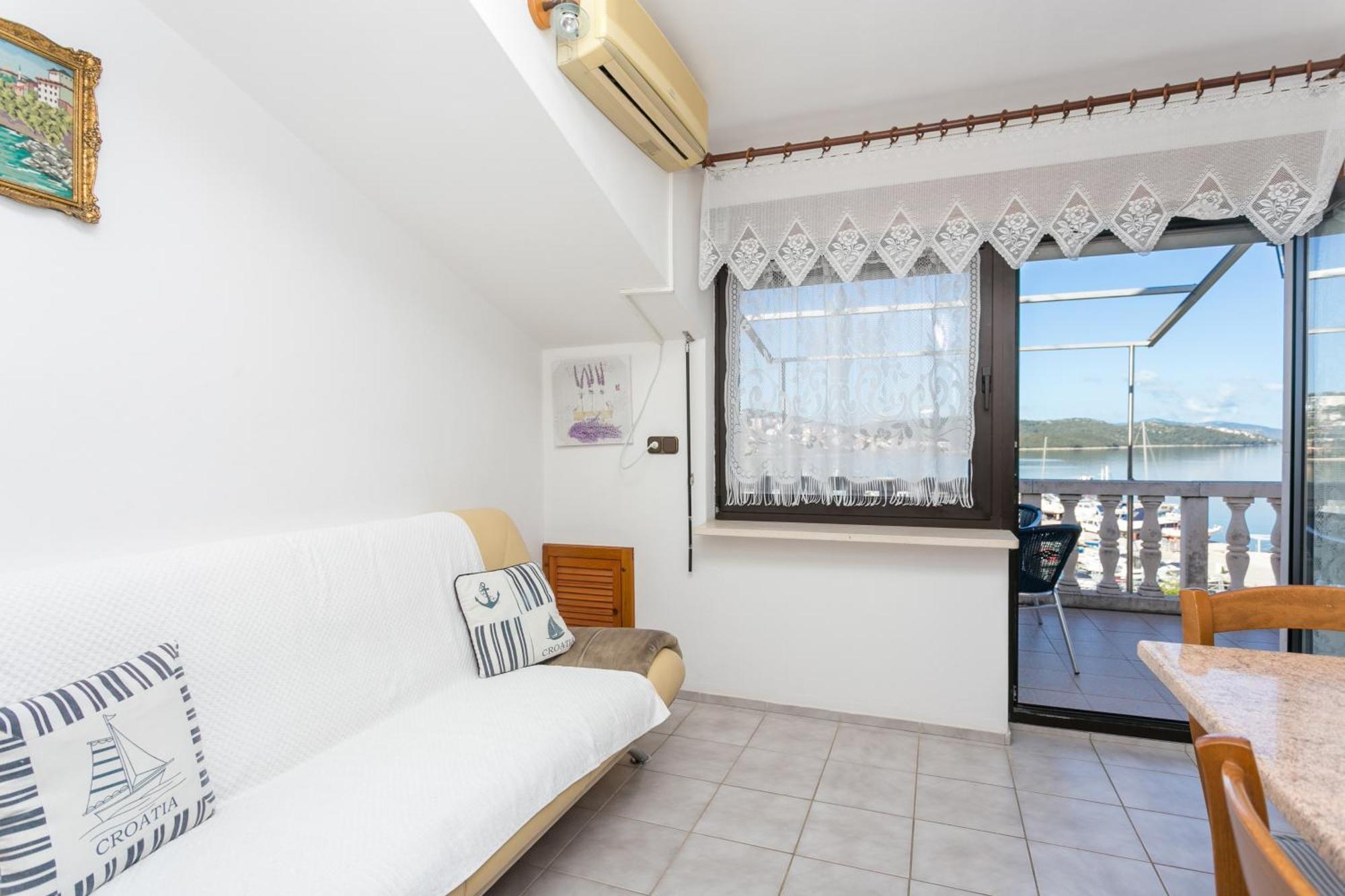 Seaside Apartments With A Swimming Pool Okrug Gornji, Ciovo - 11374 特罗吉尔 外观 照片