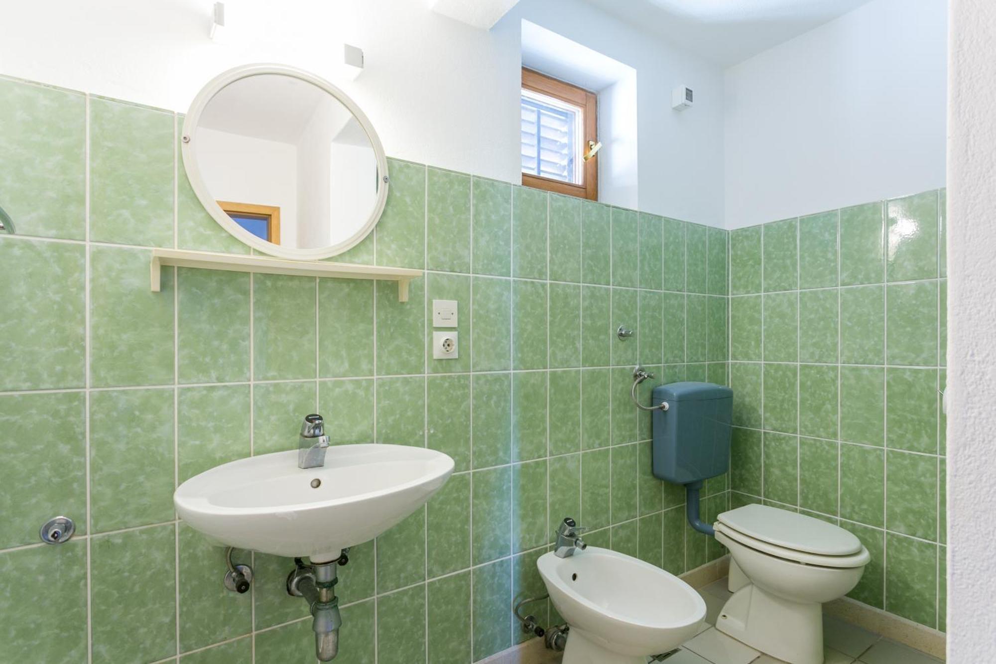 Seaside Apartments With A Swimming Pool Okrug Gornji, Ciovo - 11374 特罗吉尔 客房 照片
